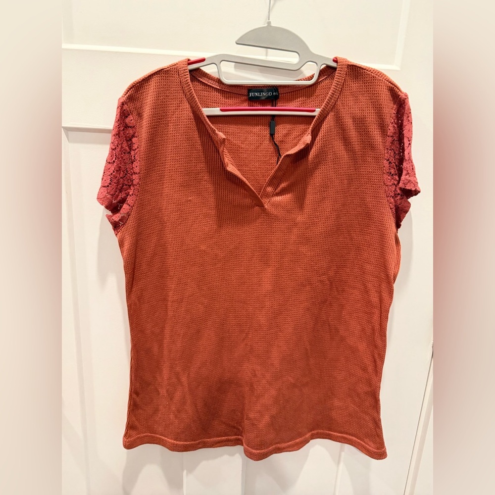 Funlingo 2XL Rust Waffle Knit Top Lace Short Sleeves Split Neck